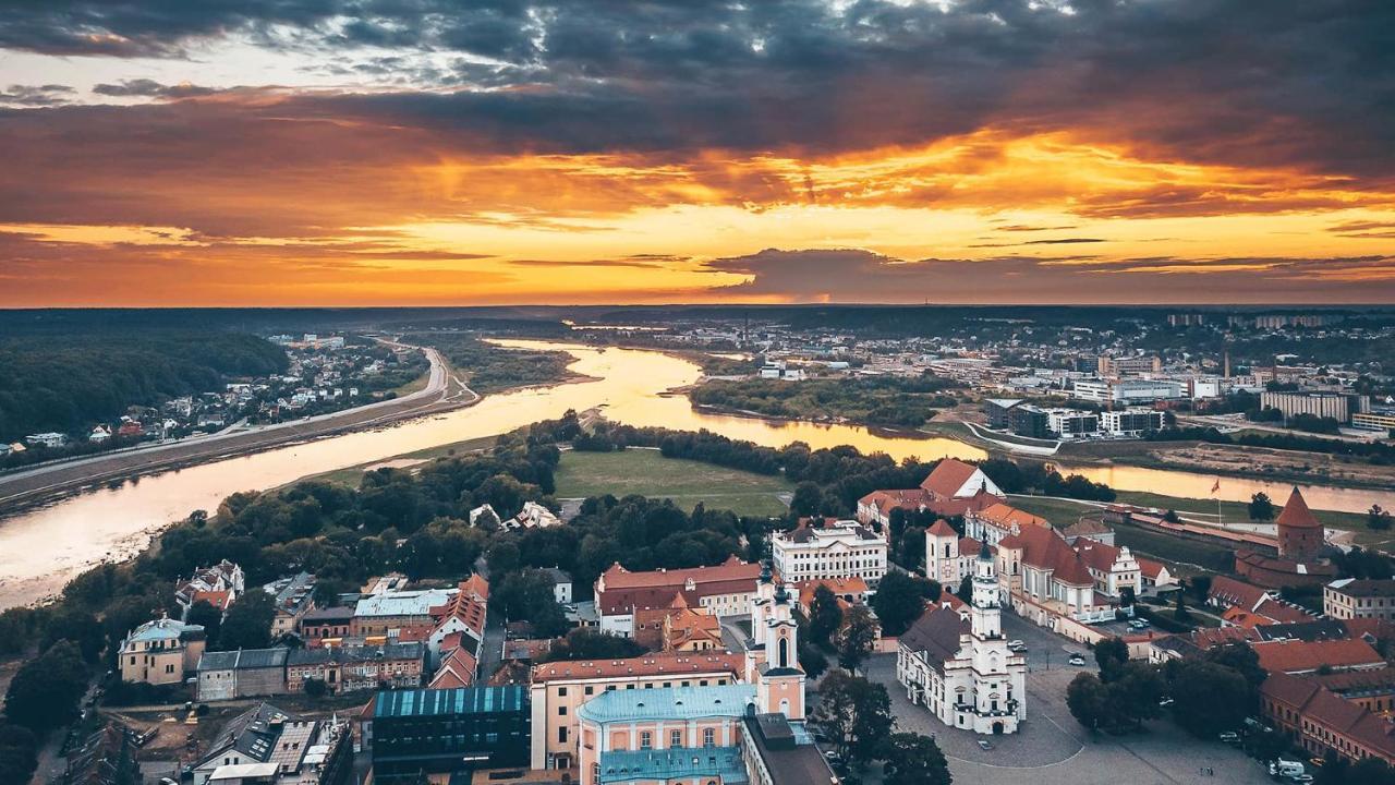 Loft 27 Apartment Kaunas Luaran gambar